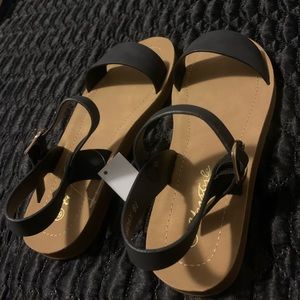 Black Herstyle Sandals